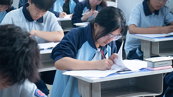 一创技工学校、一创春考学校